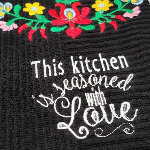 Embroidered kitchentowel - Picture 3 of 4